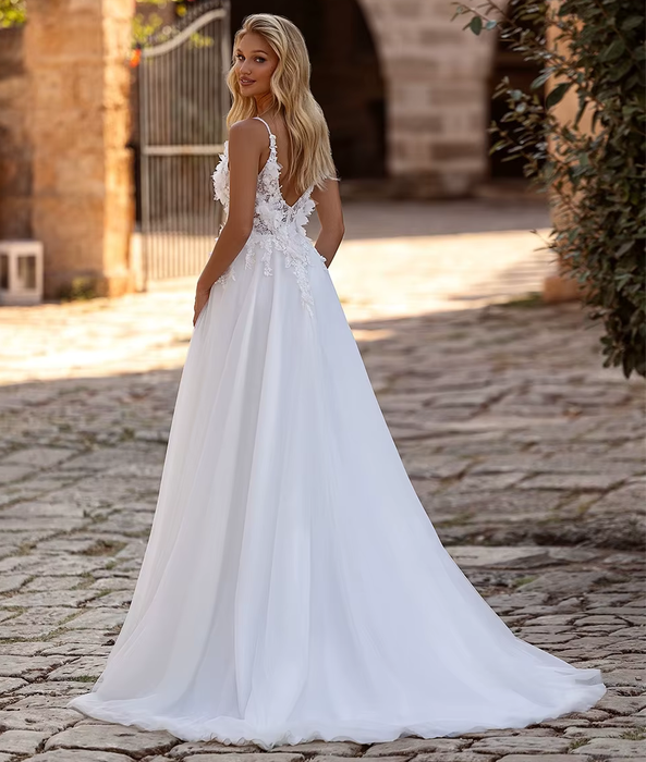 Feminine Chiffon & Lace Boho Summer Wedding Dress