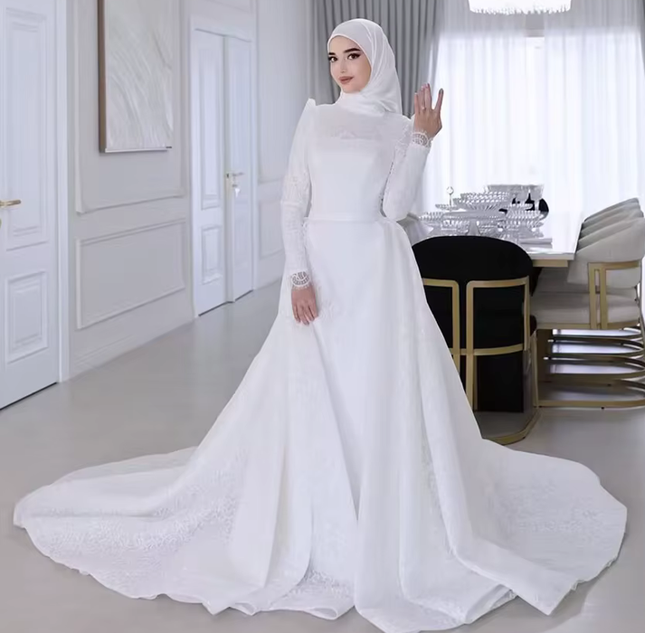 Lovely Modest Muslim Wedding Dress with Chantilly Lace & Hijab