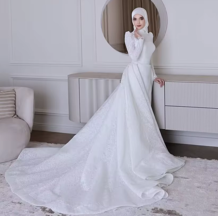 Lovely Modest Muslim Wedding Dress with Chantilly Lace & Hijab