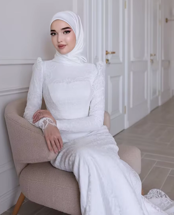 Lovely Modest Muslim Wedding Dress with Chantilly Lace & Hijab